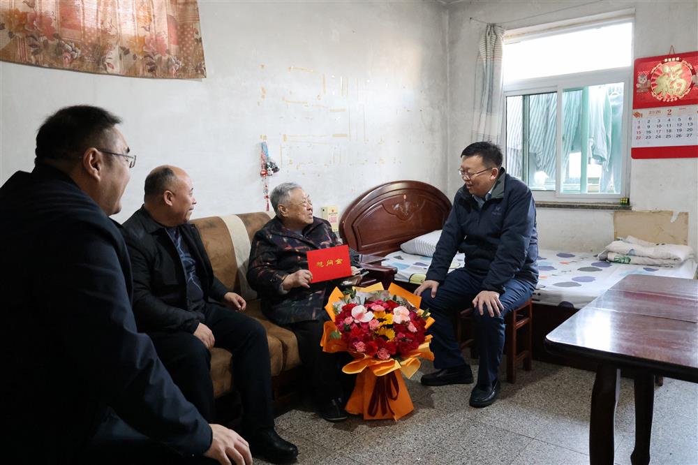 殷殷關懷 情暖新春！ 濟南產發(fā)集團走訪慰問離退休老干部